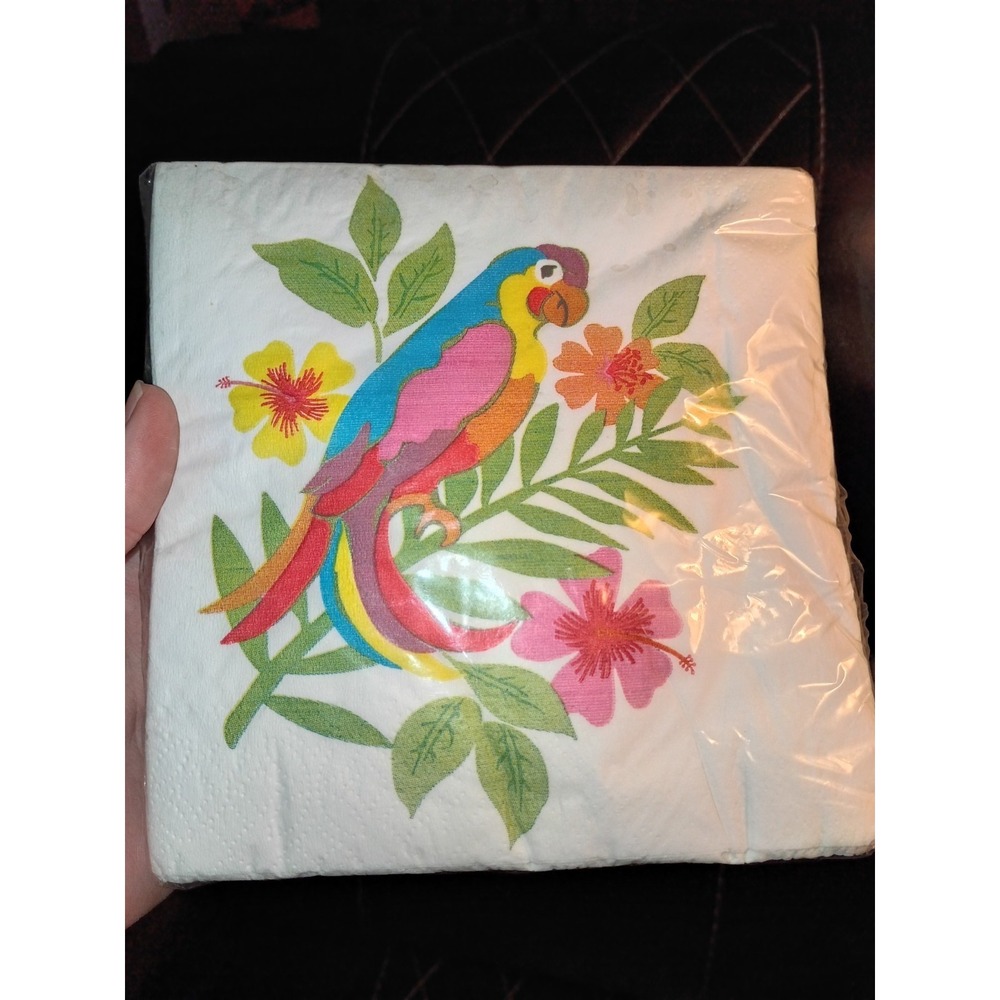Island Paradise Parrot Vintage 3 Ply Napkins Lot Of 40 2003 NOS Sealed